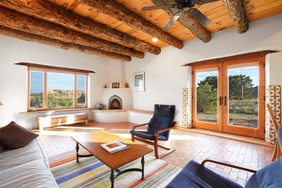 /international/us/21-canjilon-street-abiquiu-nm-110096975398/