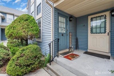 /international/us/1-truro-drive-monroe-nj-110110142643/