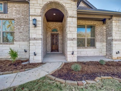 /international/us/7468-west-line-road-collinsville-tx-110098585178/