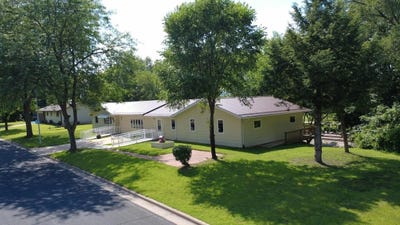 /international/us/111-vista-place-boscobel-wi-110100882543/