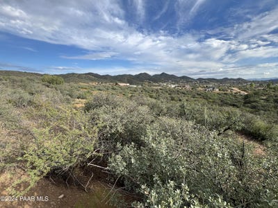 /international/us/14563-e-ridge-way-dewey-humboldt-az-110094100096/