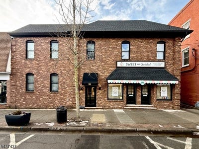 /international/us/196-spring-st-newton-town-nj-110108580183/