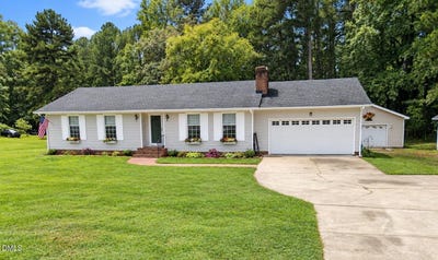 /international/us/1565-spring-valley-lake-road-henderson-nc-110120119663/