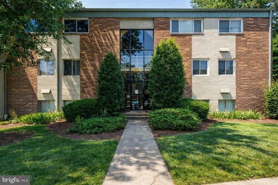 /international/us/354-gatewater-court-glen-burnie-md-110108178586/