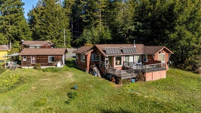 /international/us/10250-nichols-lane-mendocino-ca-110105064025/