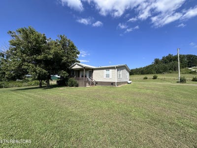 /international/us/1142-county-road-461-englewood-tn-110109628053/