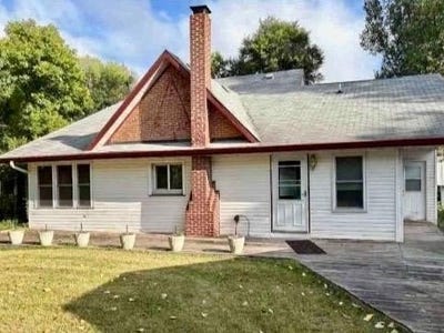 /international/us/12020-county-road-15-lowry-mn-110110304513/
