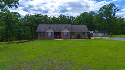 /international/us/70-england-drive-batesville-ar-110107808289/
