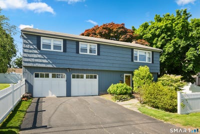 /international/us/18-hurd-street-fairfield-ct-110108570146/