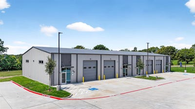 /international/us/304-progress-drive-sherman-tx-110104780330/