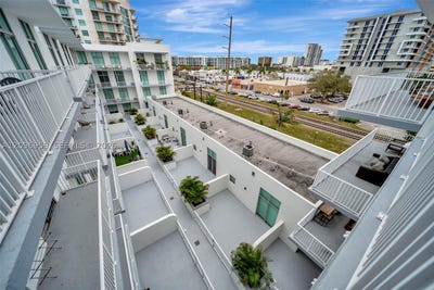 /international/us/2100-van-buren-st-hollywood-fl-110110355609/