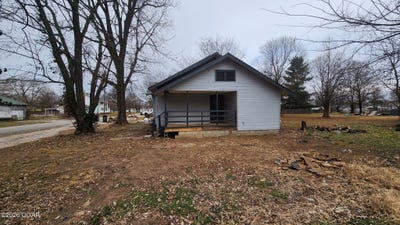 /international/us/2259-cleveland-avenue-baxter-springs-ks-110105199960/