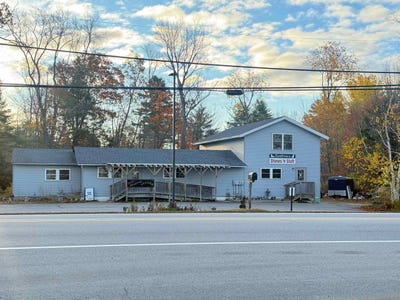/international/us/275-calef-highway-epping-nh-110103422054/