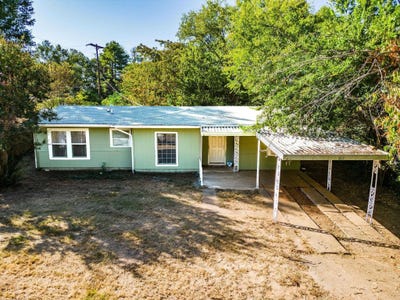 /international/us/312-germany-ave-lone-star-tx-110105839540/