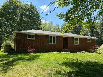 /international/us/12900-sunset-circle-nw-uniontown-oh-110108141525/