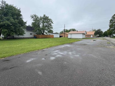 /international/us/301-s-park-street-jasonville-in-110107879477/