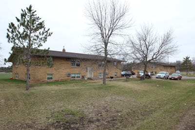 /international/us/314-county-road-8-rockville-mn-110120037776/