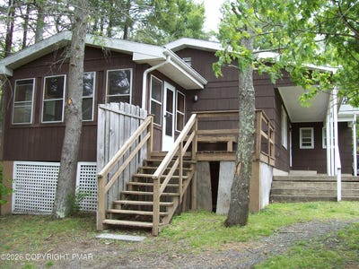 /international/us/106-kasak-road-east-stroudsburg-pa-110108118615/