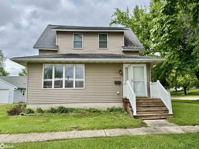 /international/us/1312-2nd-ave-s-clear-lake-ia-110099857650/?lang=en
