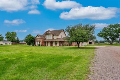 /international/us/33-old-town-road-collinsville-tx-110098006829/