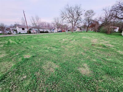 /international/us/209-w-first-street-quinlan-tx-110090507295/