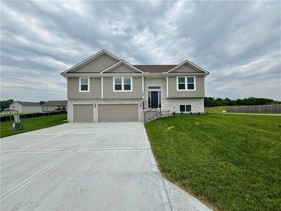 /international/us/1200-nw-4th-street-oak-grove-mo-110097936047/