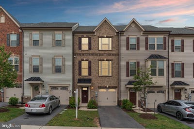 /international/us/7911-n-gladden-farm-way-hanover-md-110108351002/