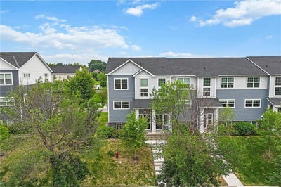 /international/us/3141-clover-ridge-drive-chaska-mn-110100209147/