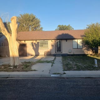 /international/us/122-elm-avenue-dumas-tx-110102319330/