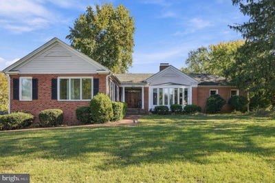/international/us/660-country-club-road-culpeper-va-110120754749/