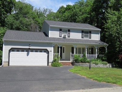 /international/us/14-willow-st-stoughton-ma-110108871808/