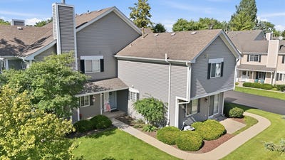 /international/us/615-silver-creek-road-woodstock-il-110109159795/