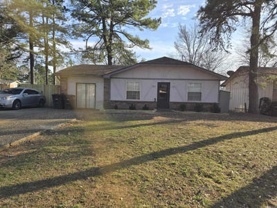 /international/us/1033-ferrell-drive-jacksonville-ar-110105758198/
