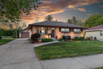 /international/us/n89w15140-jefferson-ave-menomonee-falls-wi-110108094967/