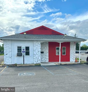 /international/us/111-w-white-horse-pike-berlin-nj-110099882353/