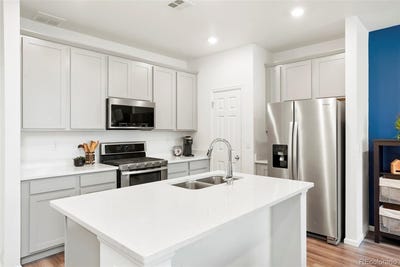 /international/us/21528-e-59th-place-aurora-co-110100470251/