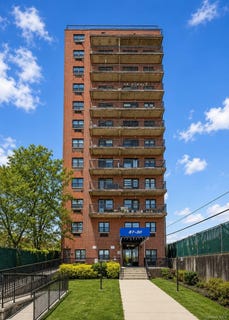 /international/us/87-30-62nd-avenue-rego-park-ny-110109747428/