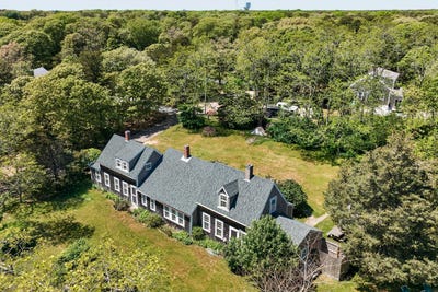 /international/us/95-queen-anne-drive-eastham-ma-110108340132/