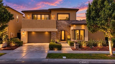/international/us/60-spacial-irvine-ca-110120462634/