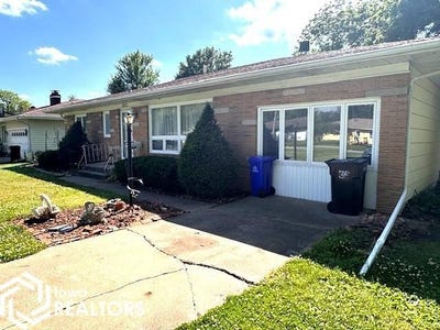 /international/us/2633-clearview-street-ottumwa-ia-110100616608/