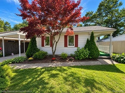 /international/us/1806-mansfield-street-port-huron-al-110119992986/