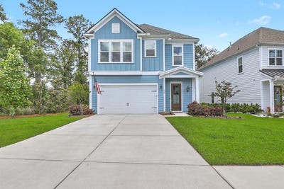 /international/us/206-port-tack-drive-charleston-sc-110107851246/