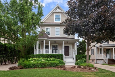 /international/us/325-s-crescent-avenue-park-ridge-il-110108720562/