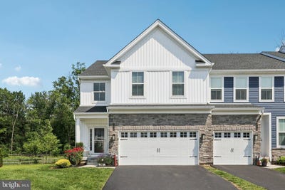 /international/us/213-wynstone-court-colmar-pa-110100348843/