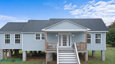 /international/us/10104-smiley-road-hayes-va-110108577003/