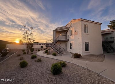 /international/us/7101-w-beardsley-road-glendale-az-110106694537/