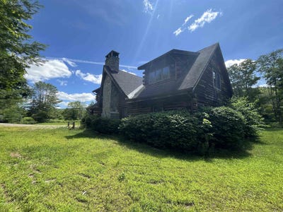 /international/us/1104-main-street-cavendish-vt-110109134597/