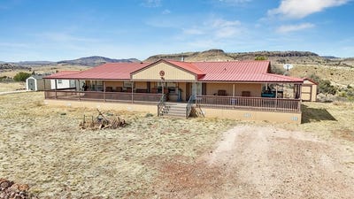 /international/us/129-135-clear-view-drive-fort-davis-tx-110106535463/