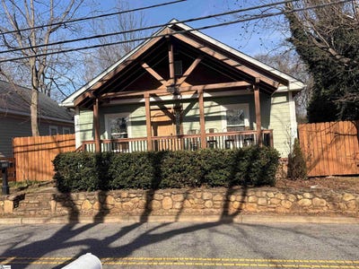 /international/us/320-ackley-road-greenville-sc-110105290791/