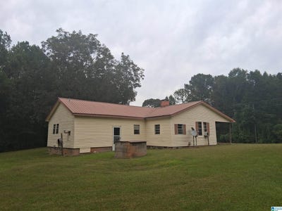 /international/us/44563-highway-49-cragford-al-110120536875/